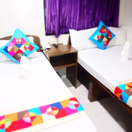 Woodstock Hostel-3